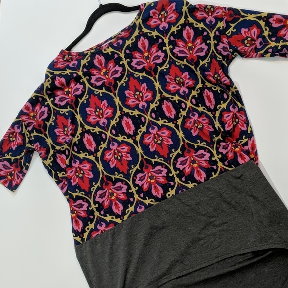 LuLaRoe Tops - LulaRoe Irma Tunic XS LuLaRoe Tops - LulaRoe Irma Tunic XS